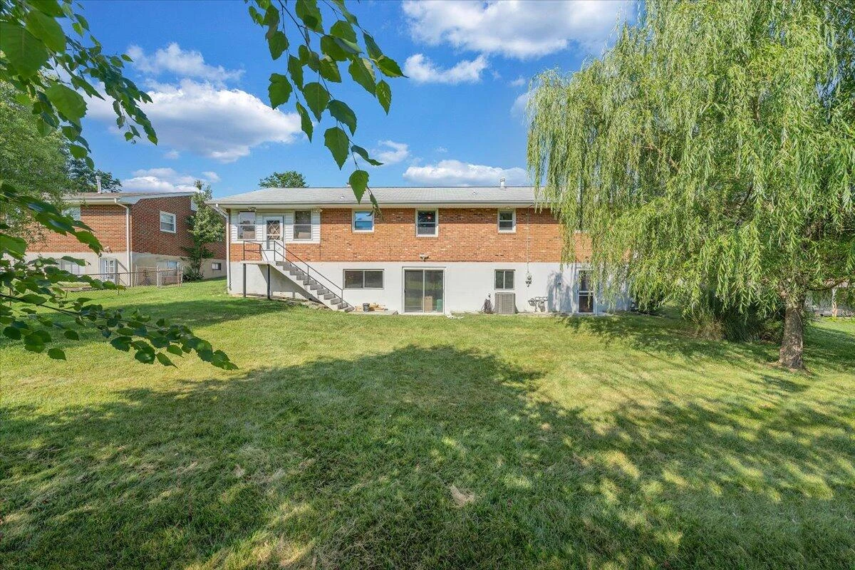 2422 Kingston RD - Photo 33
