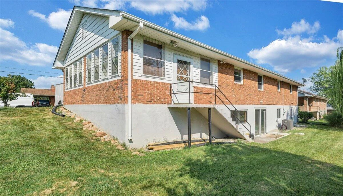 2422 Kingston RD - Photo 35