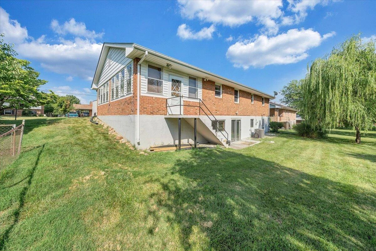 2422 Kingston RD - Photo 36