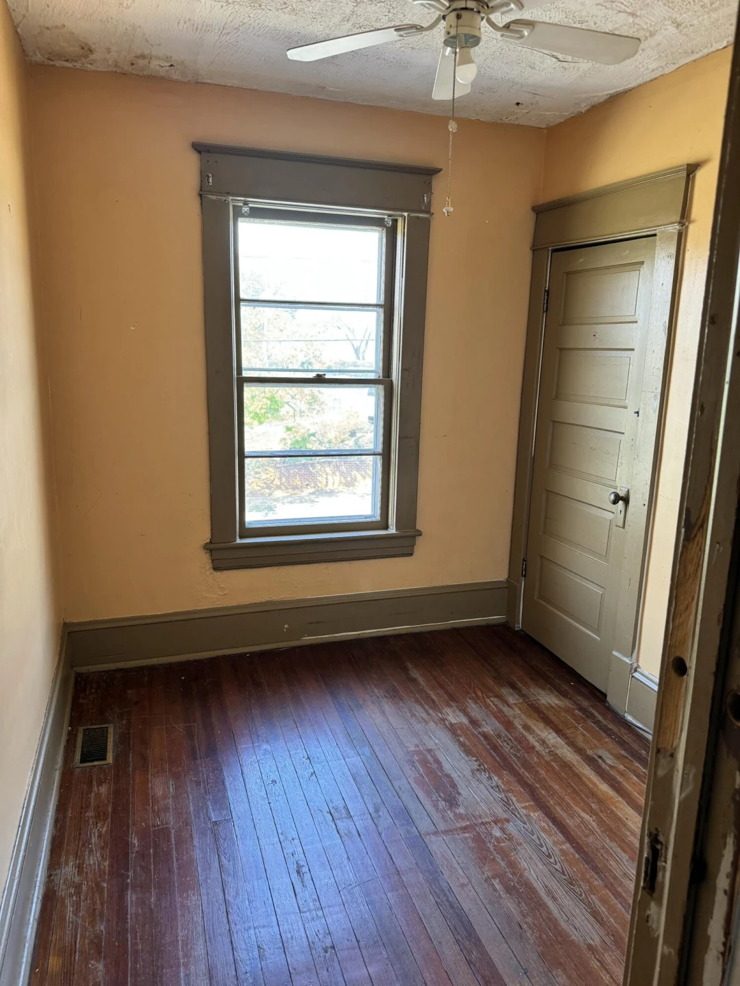 1506 Rorer AVE - Photo 11