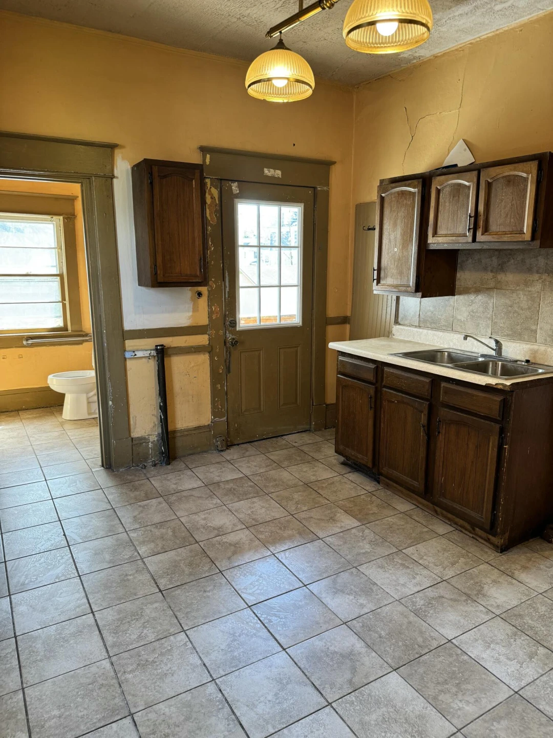 1506 Rorer AVE - Photo 4