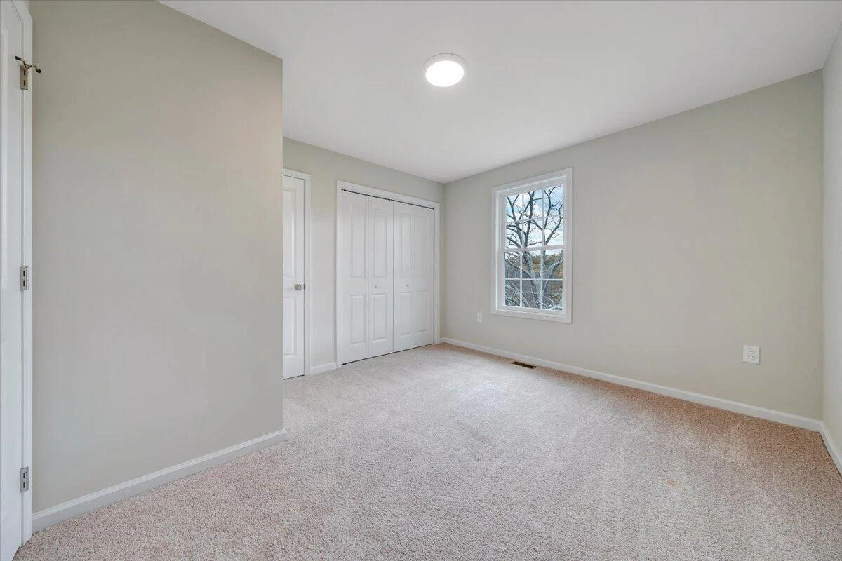121 Parker LN - Photo 21