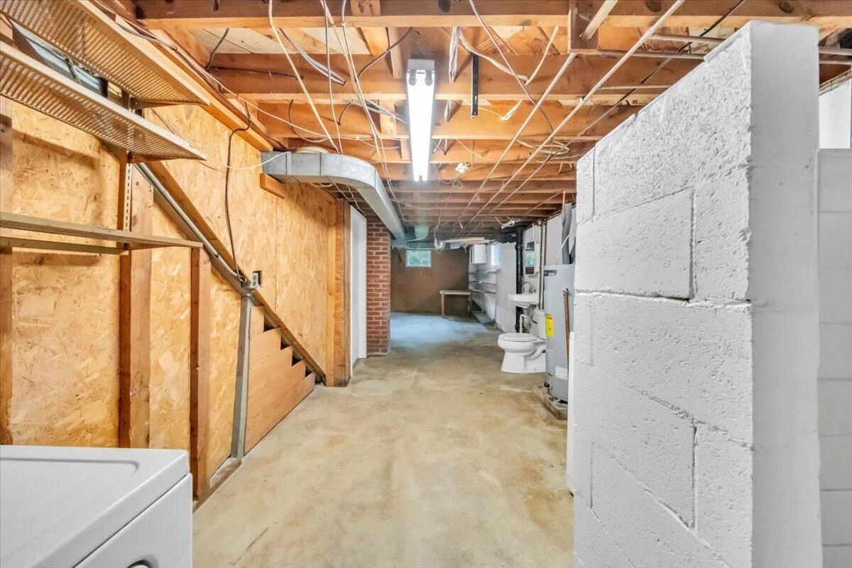 4622 Eden DR - Photo 33