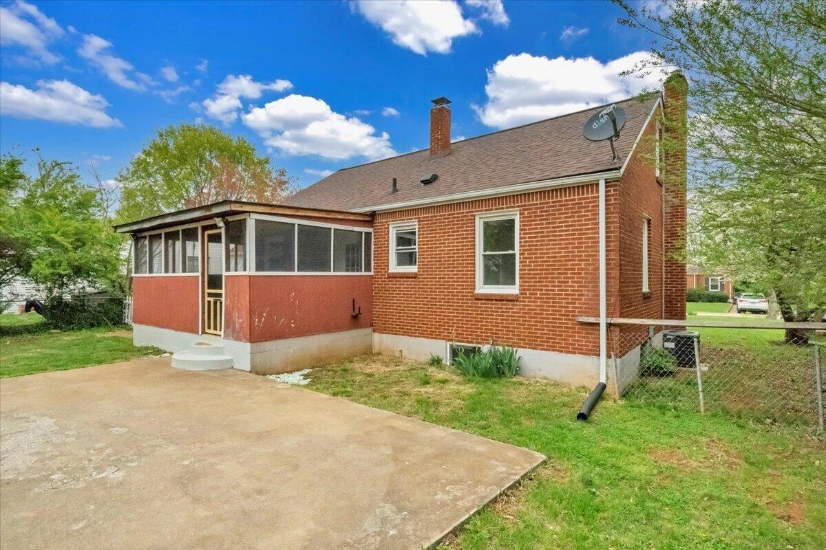 4622 Eden DR - Photo 39