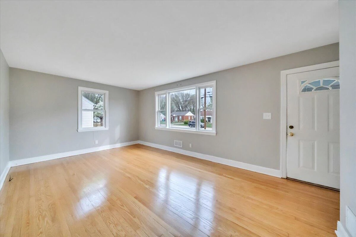 4622 Eden DR - Photo 5
