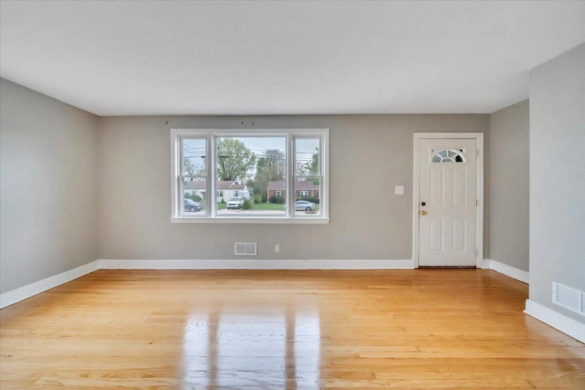 4622 Eden DR - Photo 6