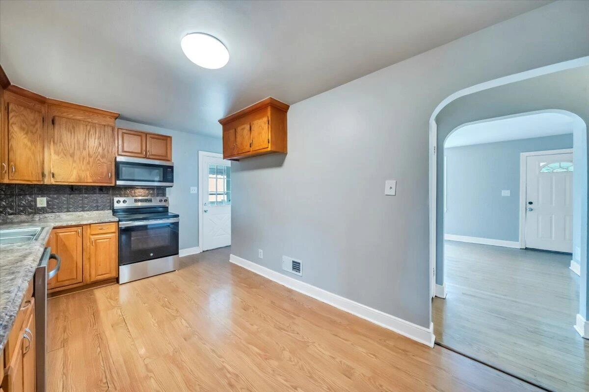 4622 Eden DR - Photo 8