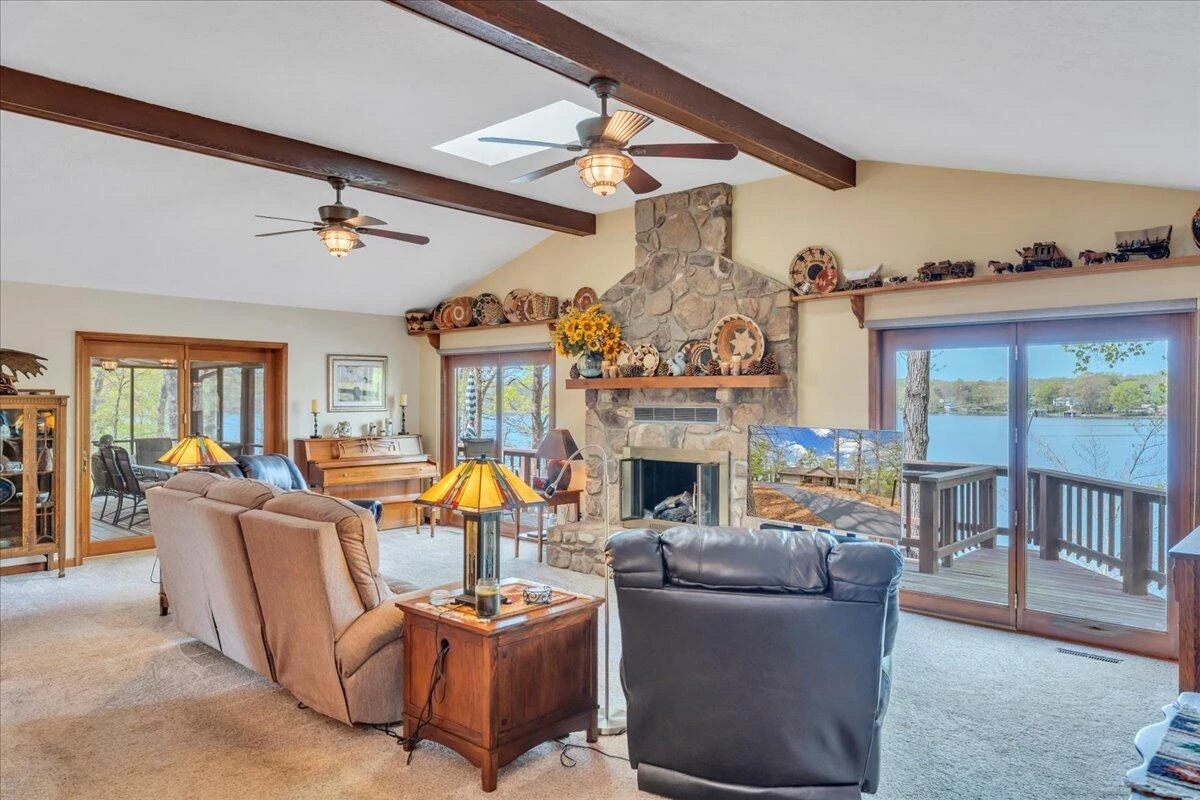 3131 TIMBERWOOD LN - Photo 3