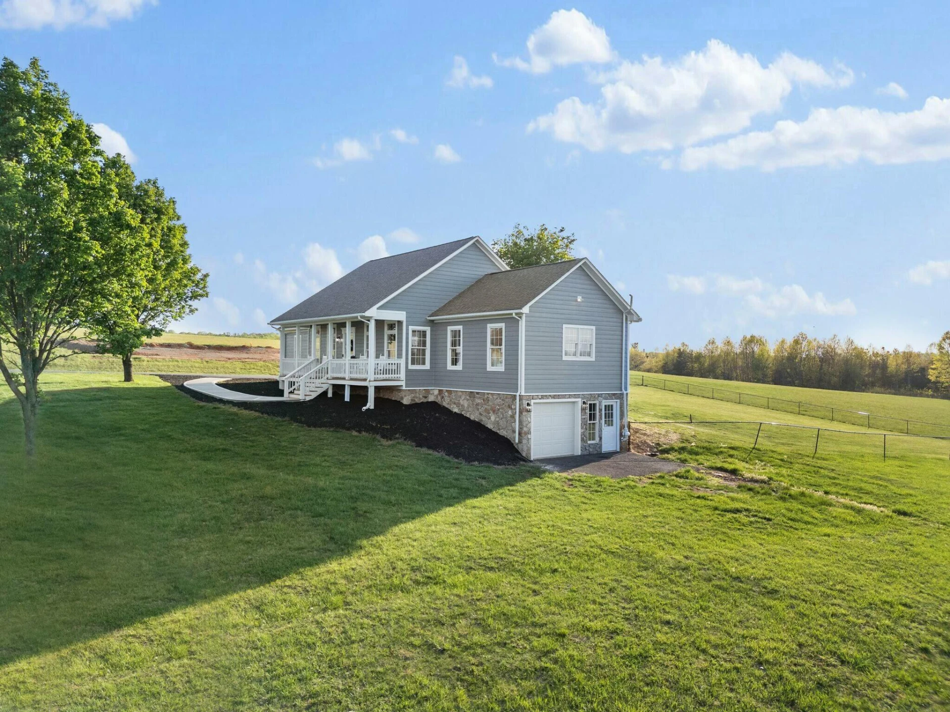 425 Greenhouse RD - Photo 52