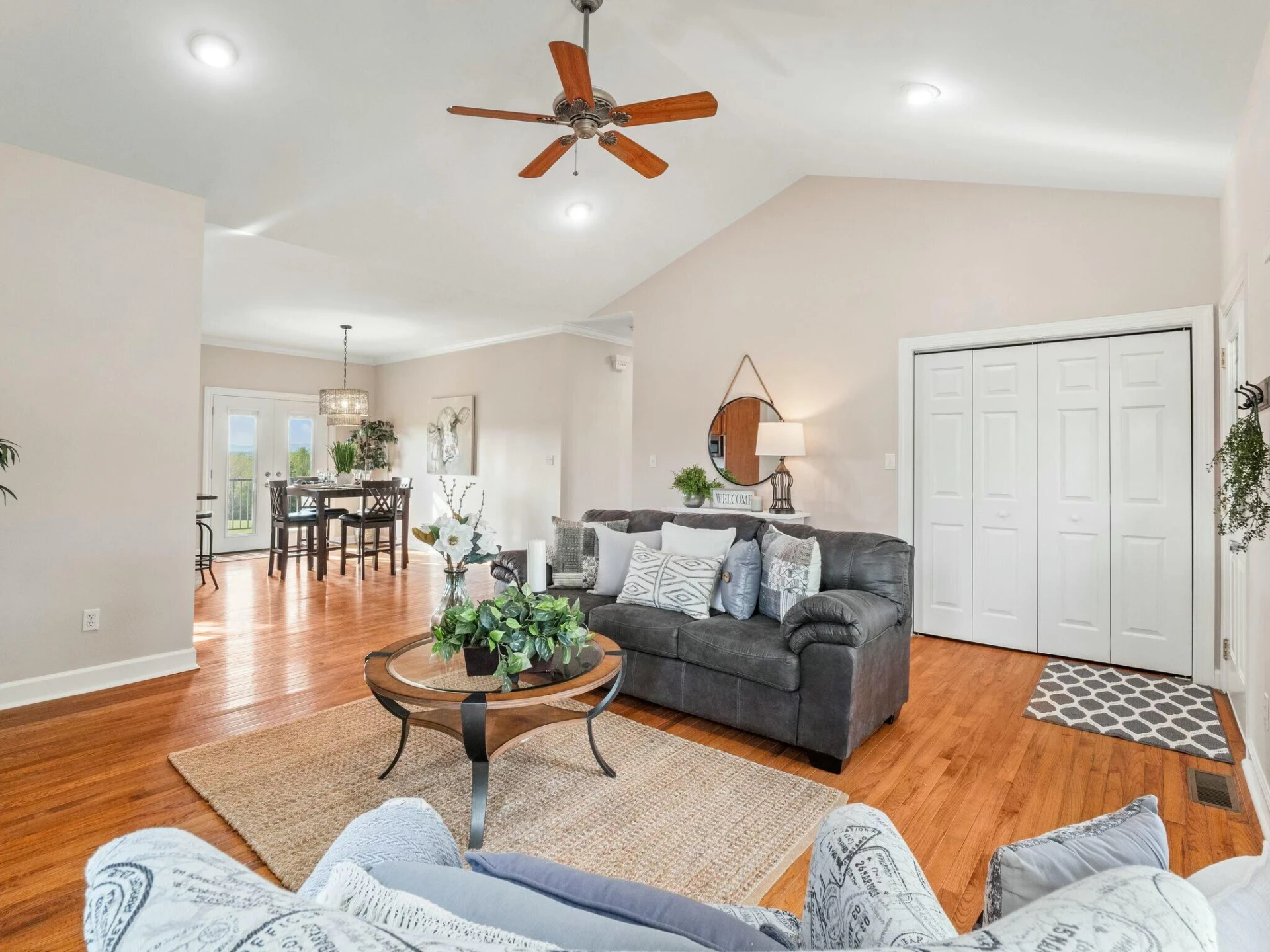 425 Greenhouse RD - Photo 9