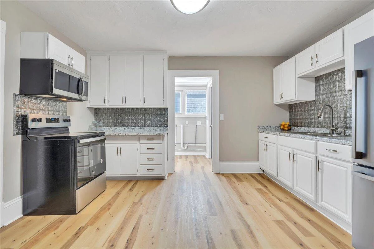 922 11Th ST - Photo 20
