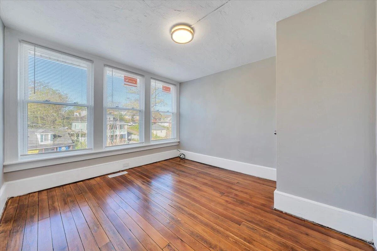 922 11Th ST - Photo 32