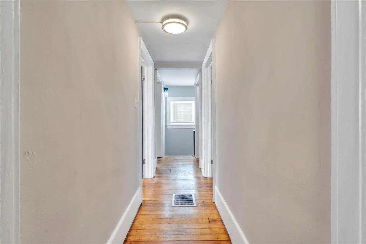 922 11Th ST - Photo 36