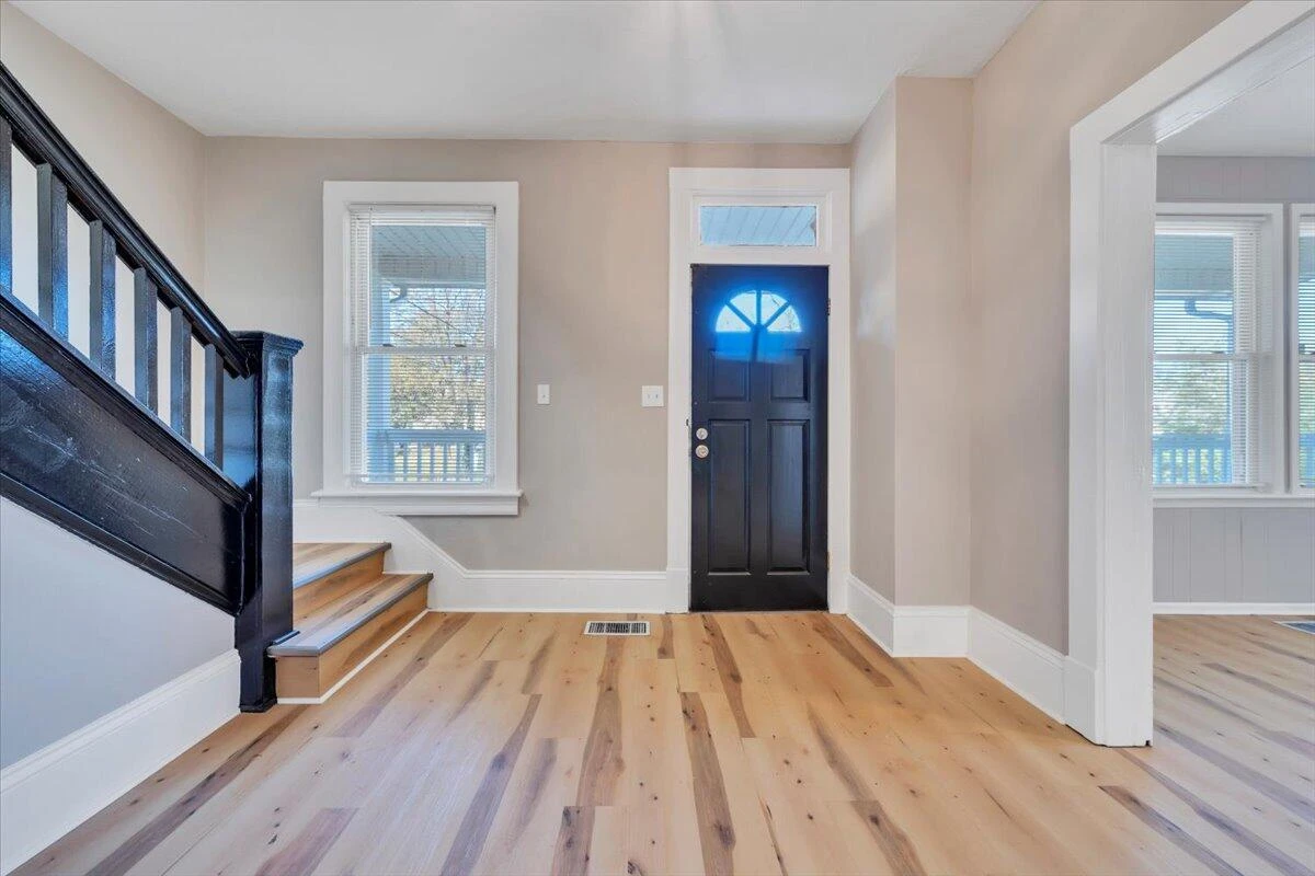 922 11Th ST - Photo 9