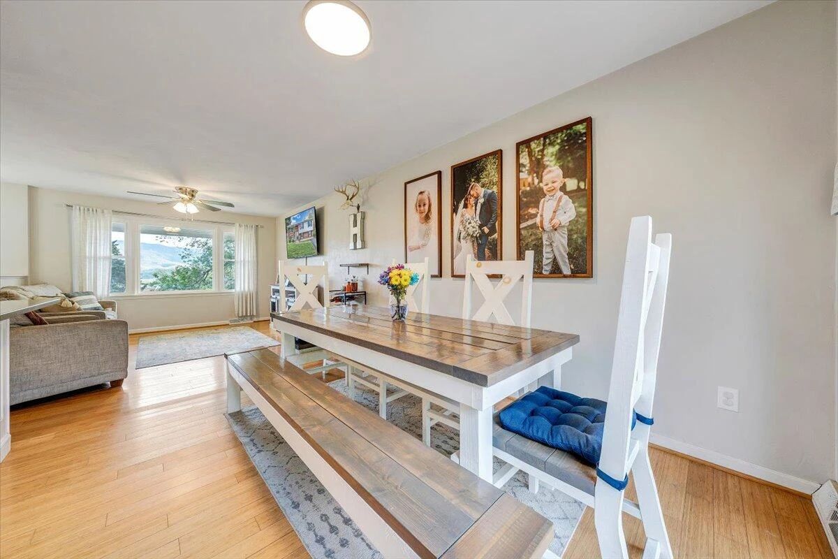 387 Ivie CIR - Photo 10
