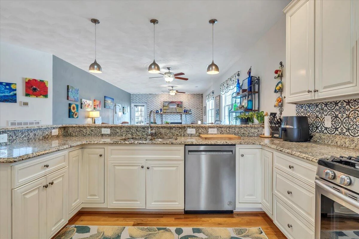 28 Primrose CT - Photo 10