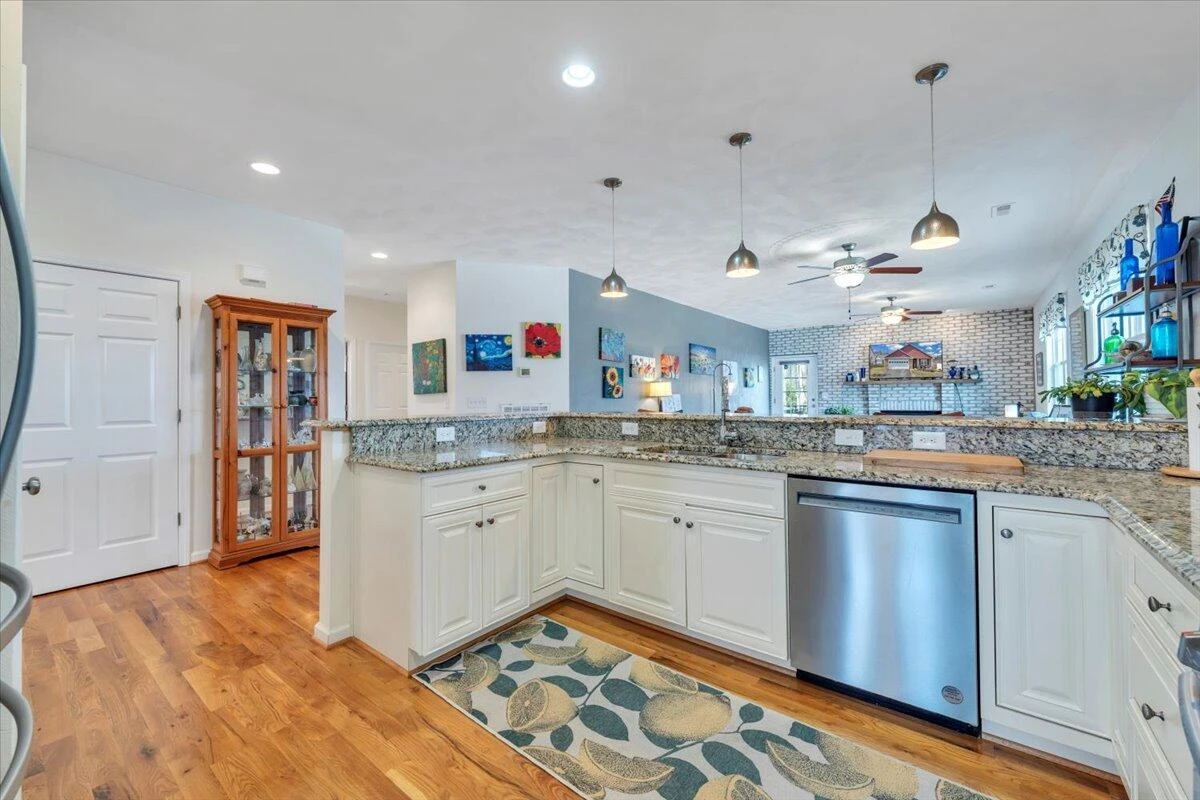 28 Primrose CT - Photo 11