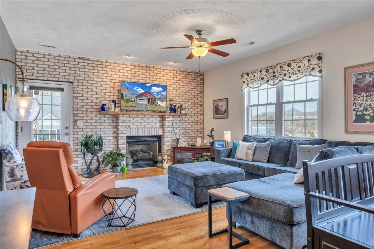 28 Primrose CT - Photo 16