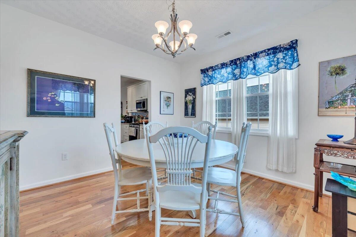 28 Primrose CT - Photo 5