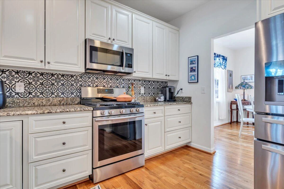 28 Primrose CT - Photo 8