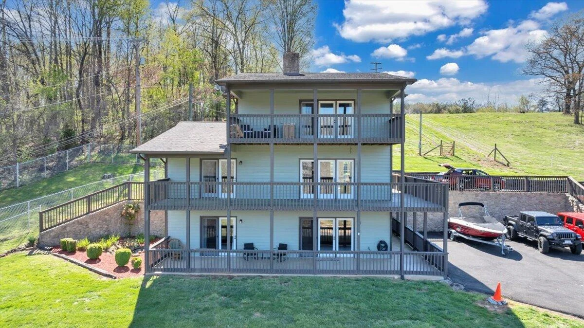 5396 Goodview RD