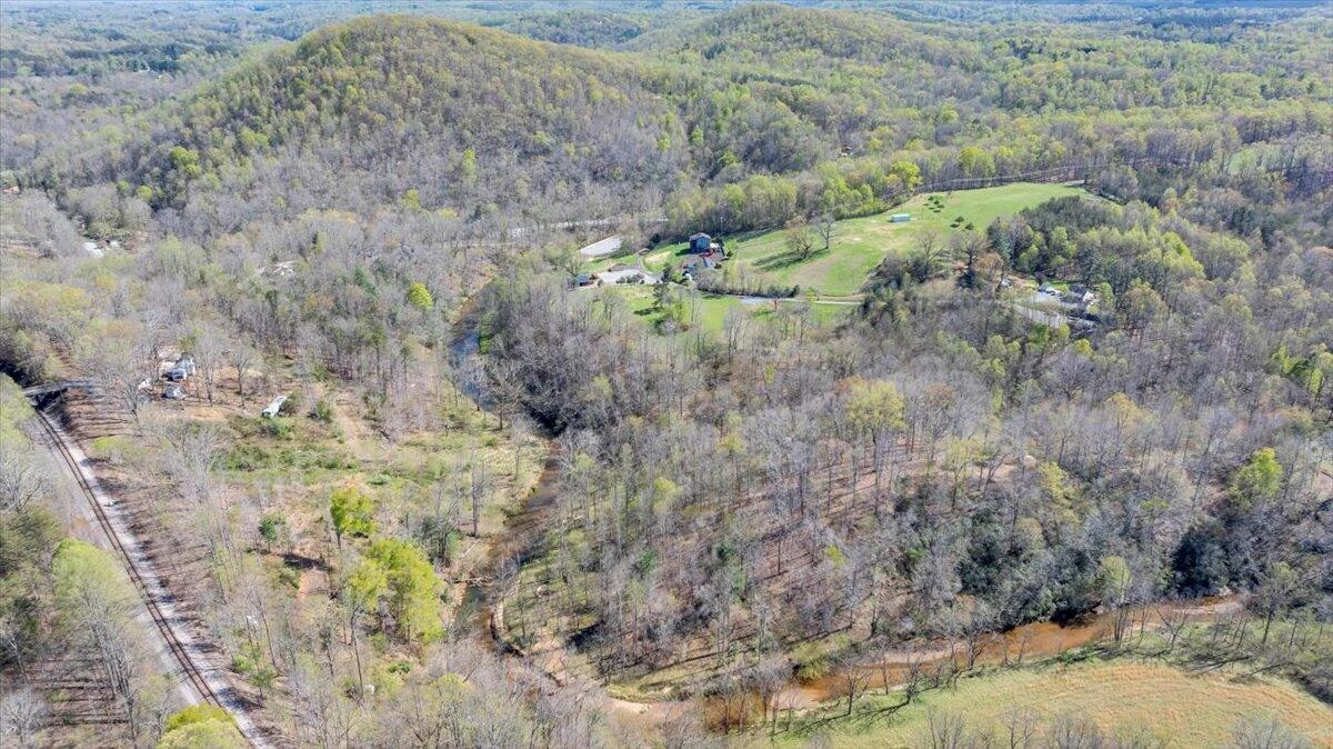 5396 Goodview RD - Photo 105