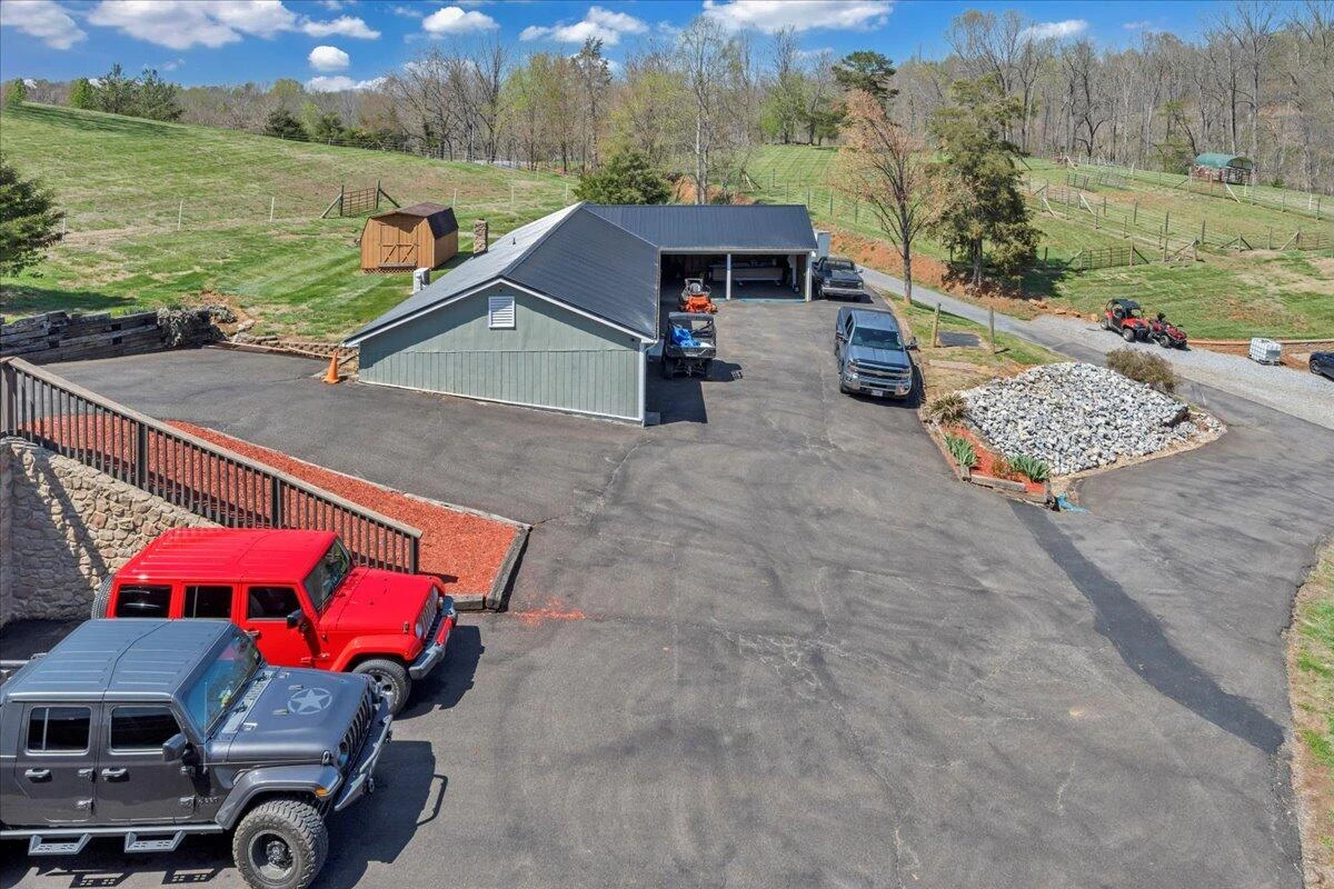5396 Goodview RD - Photo 32
