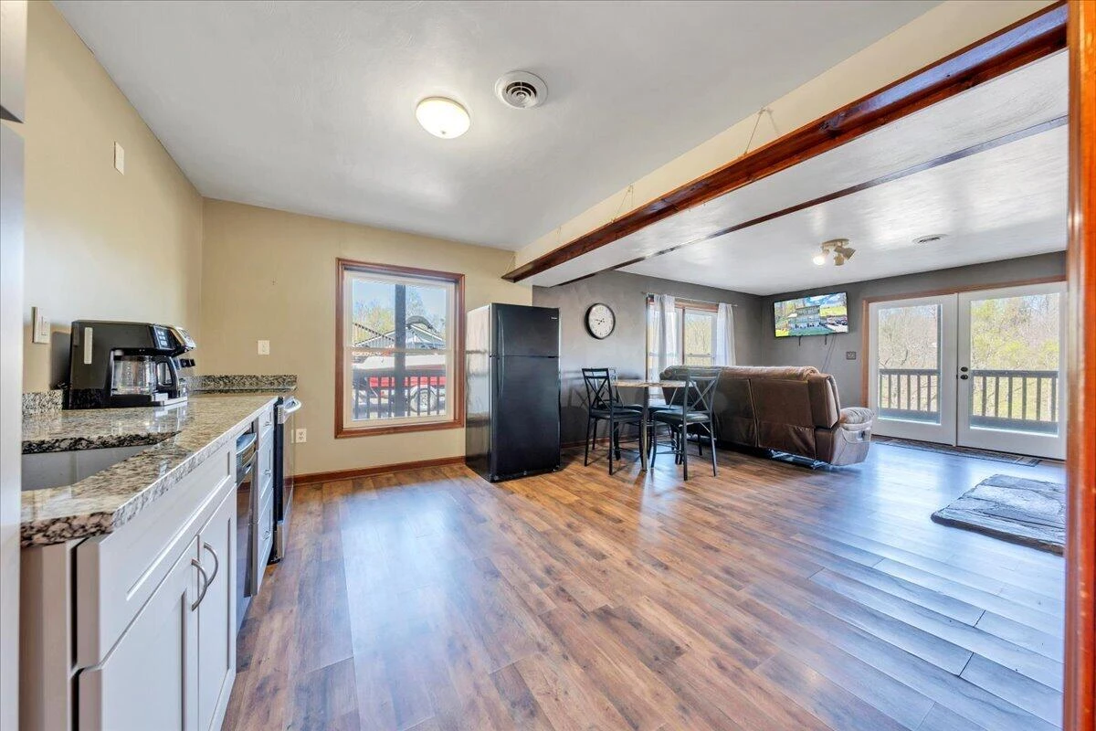 5396 Goodview RD - Photo 39