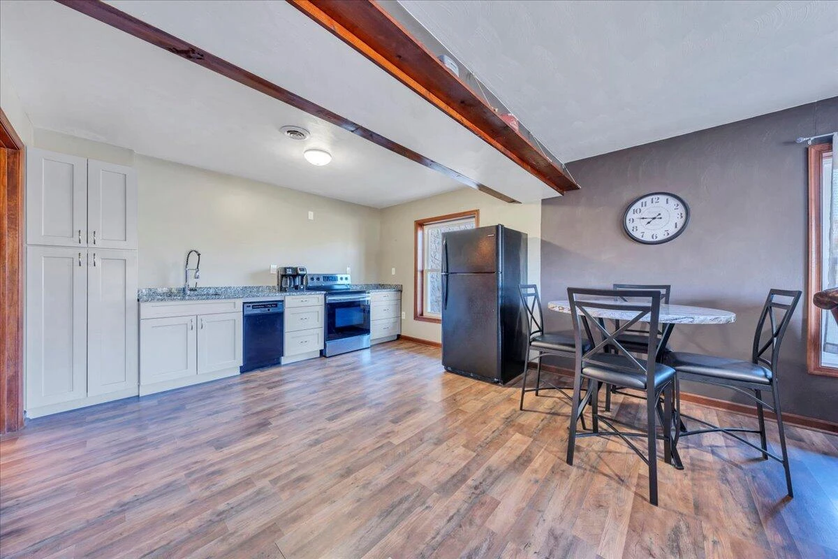 5396 Goodview RD - Photo 40