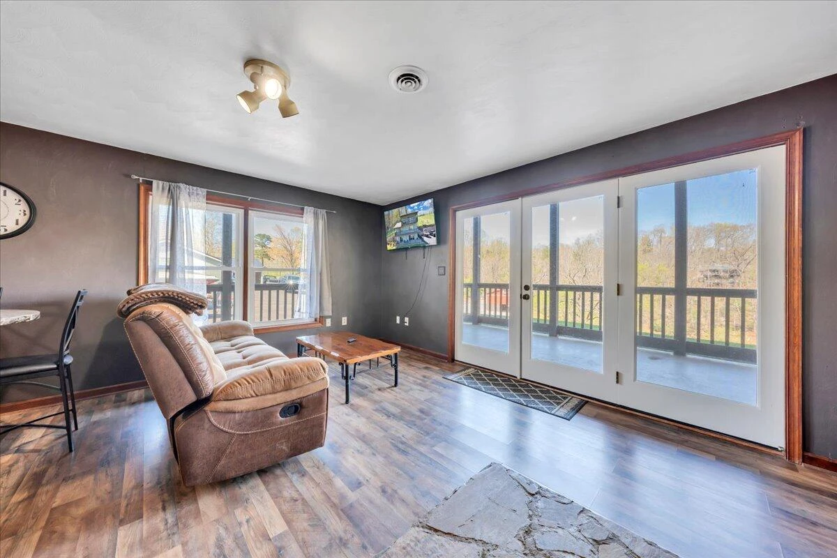 5396 Goodview RD - Photo 41