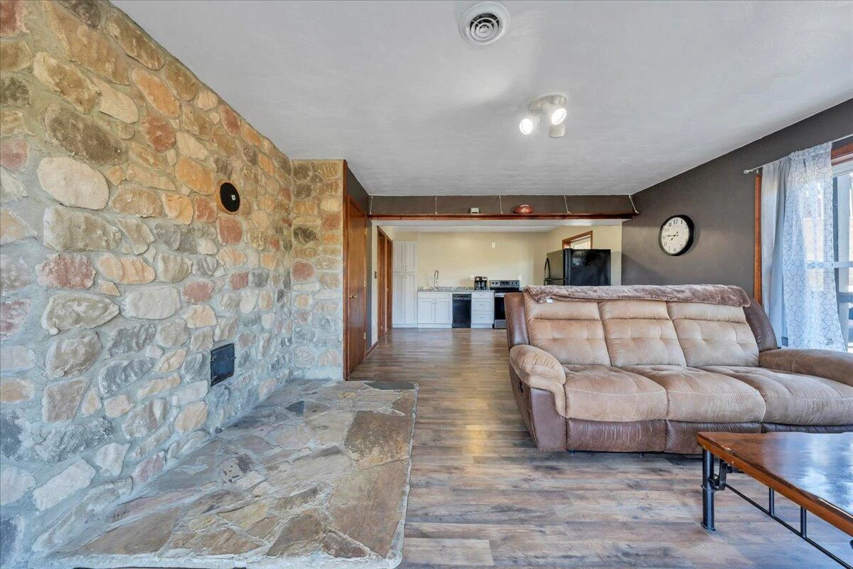 5396 Goodview RD - Photo 43