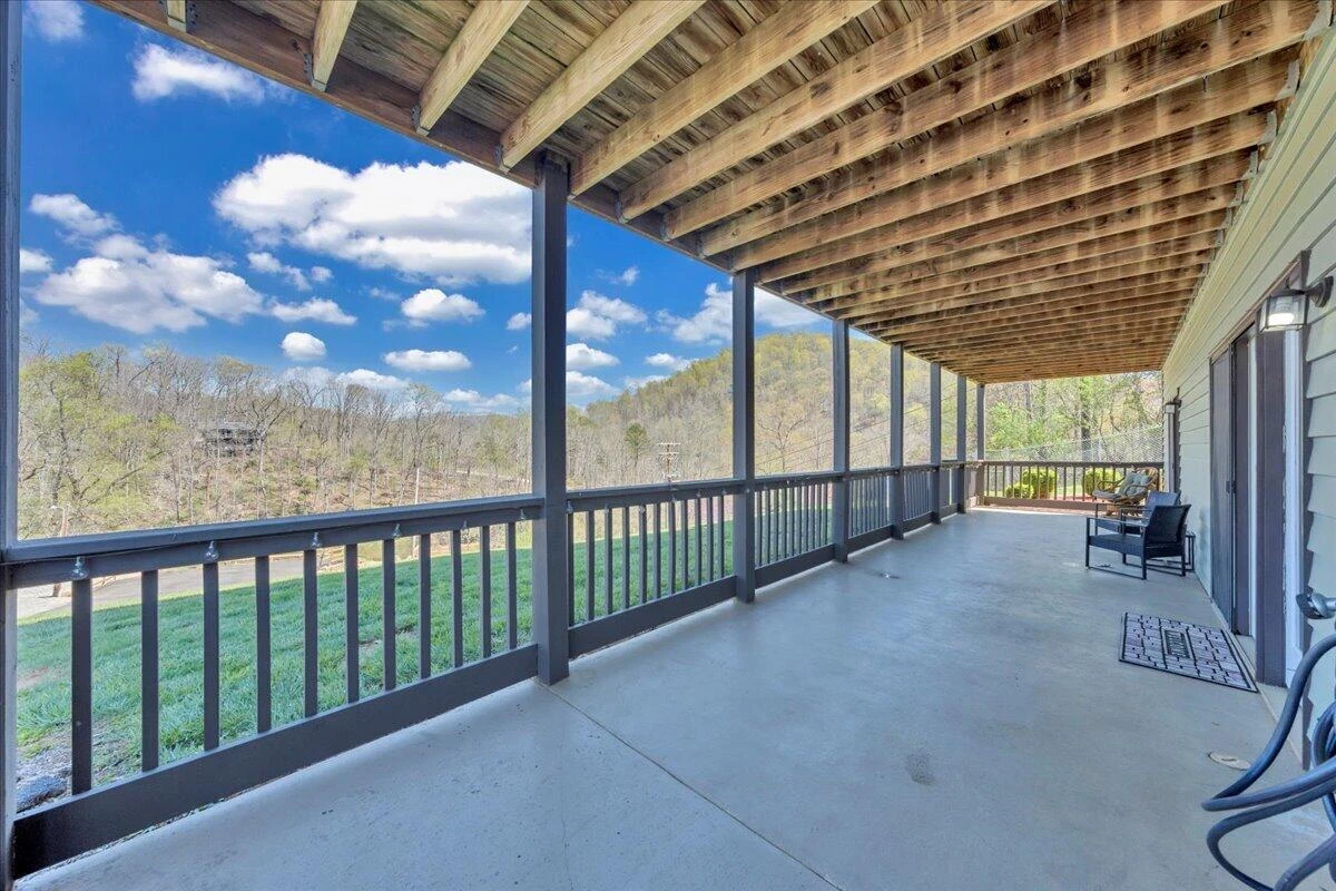 5396 Goodview RD - Photo 44