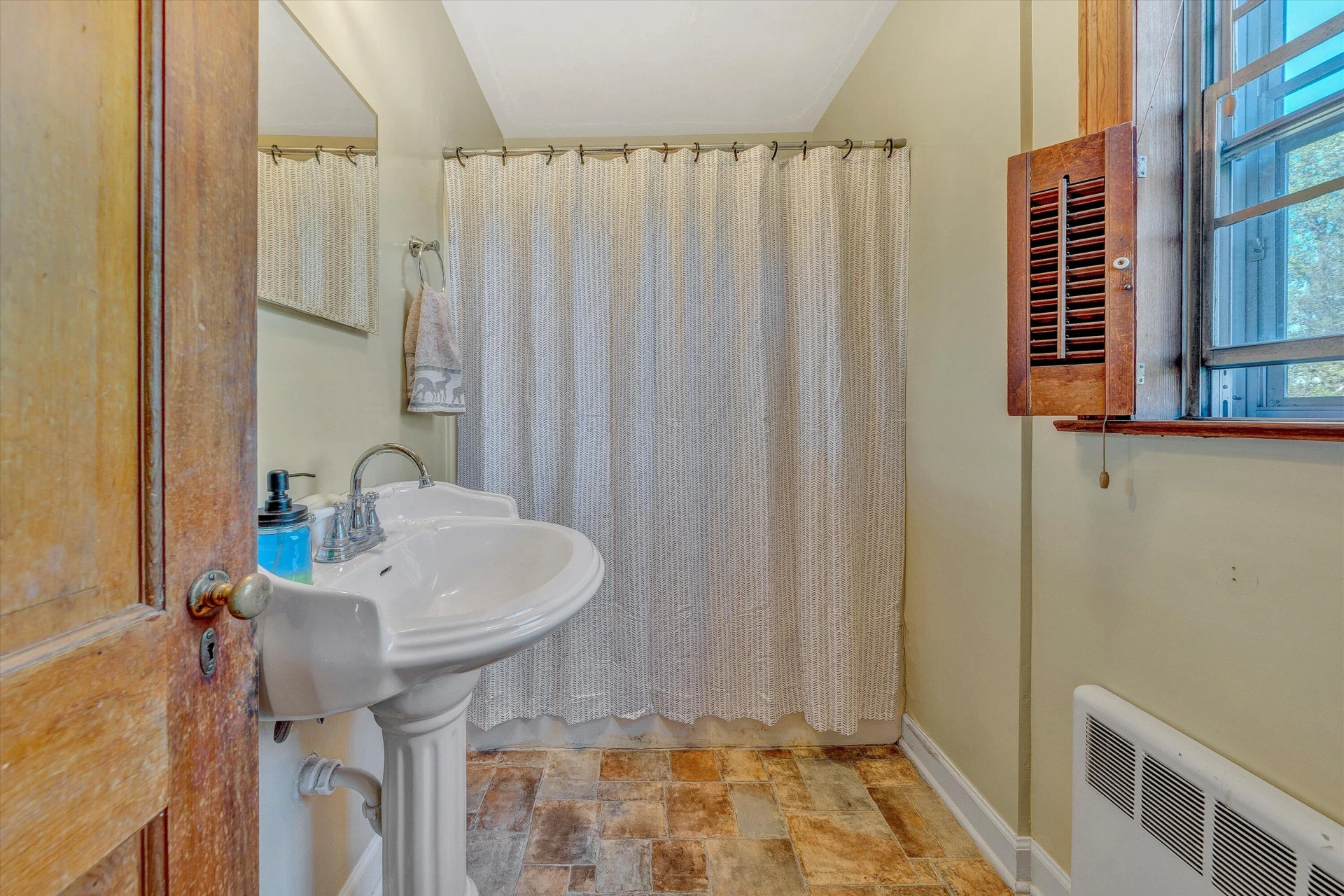 1112 Highland RD - Photo 21