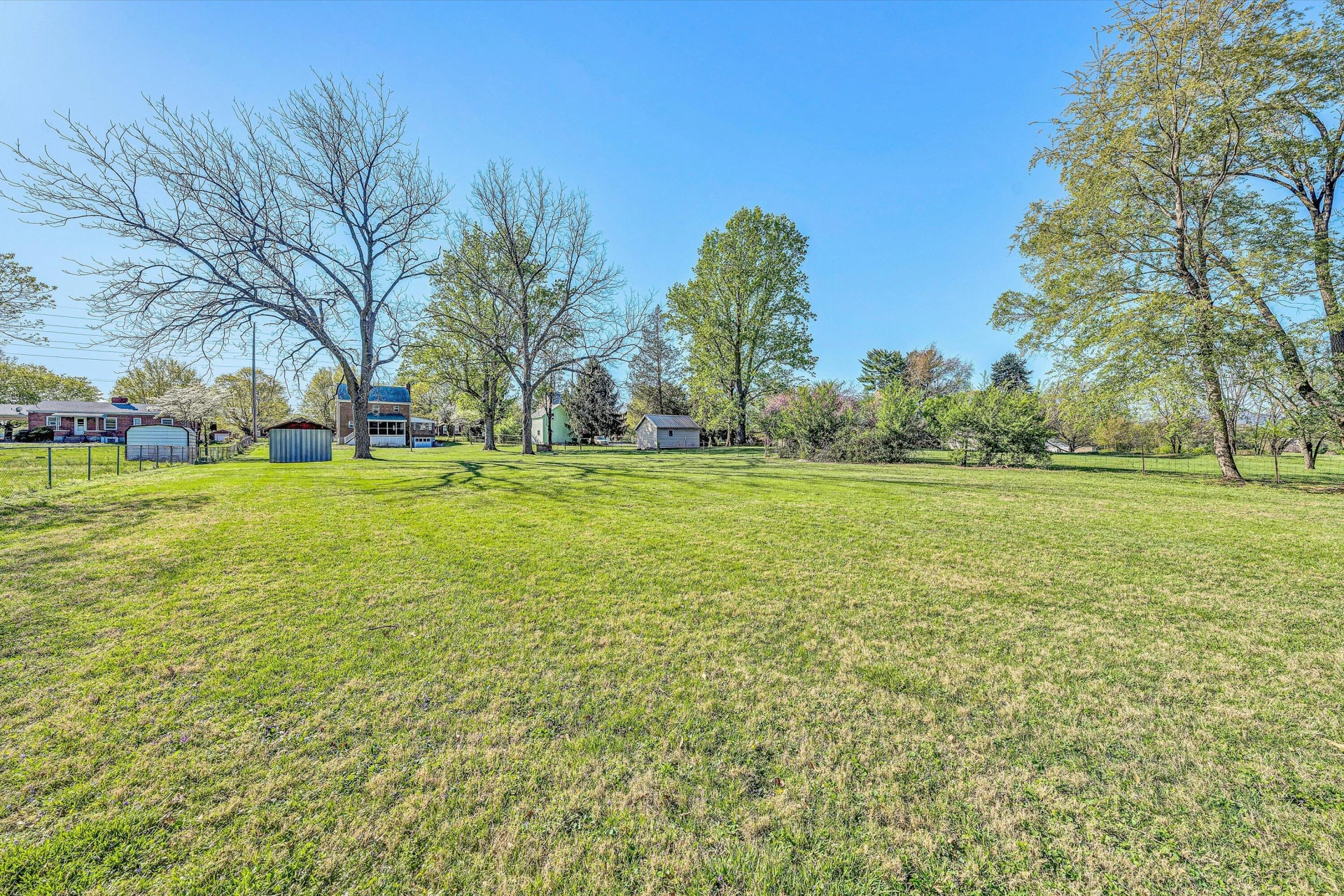 1112 Highland RD - Photo 34