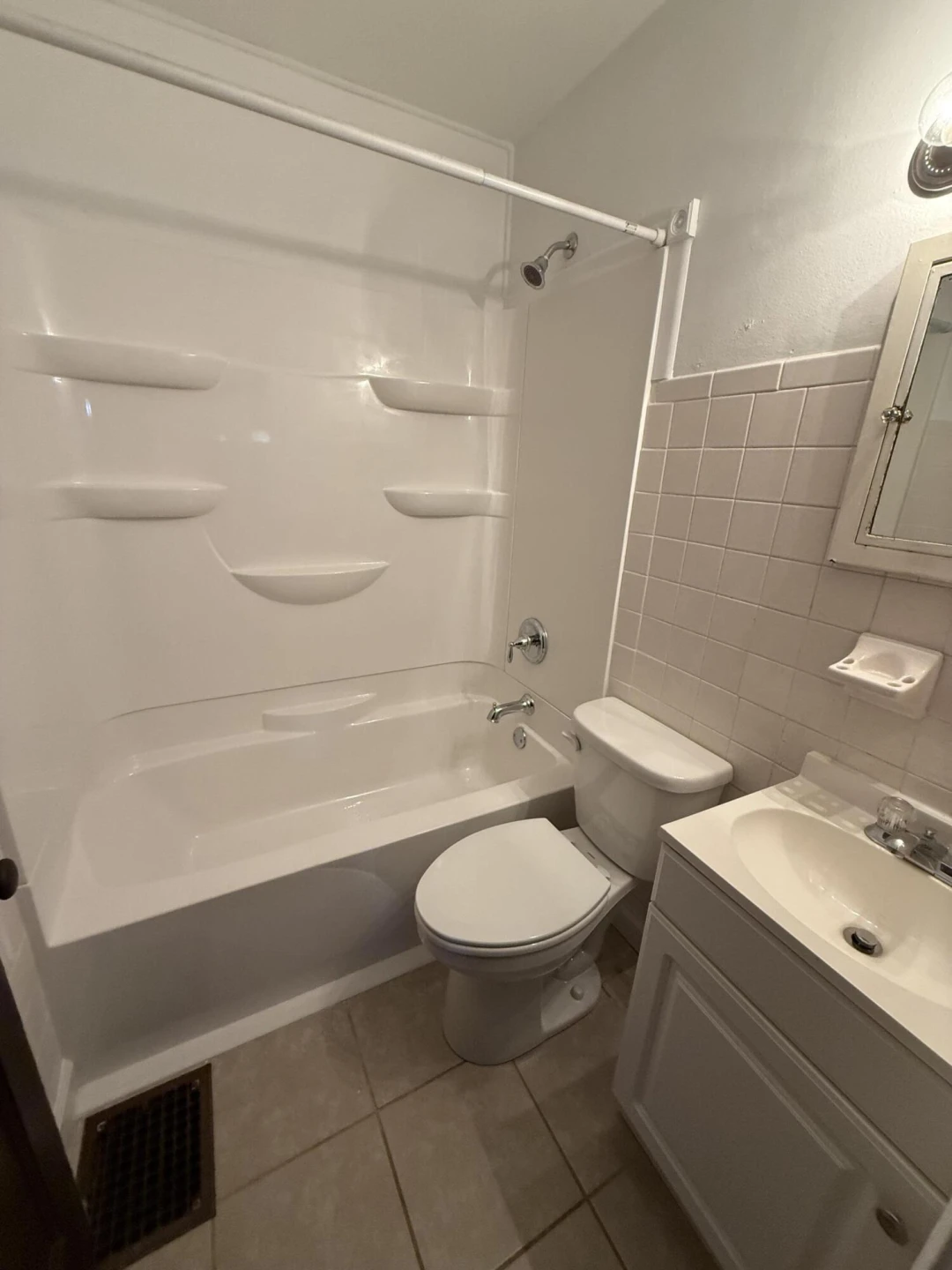 3426 GARDEN CITY BLVD - Photo 7