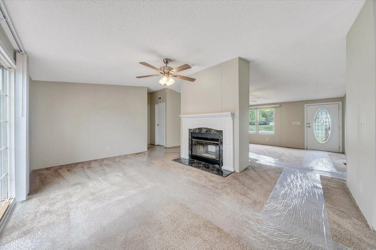 247 High Point RD - Photo 11