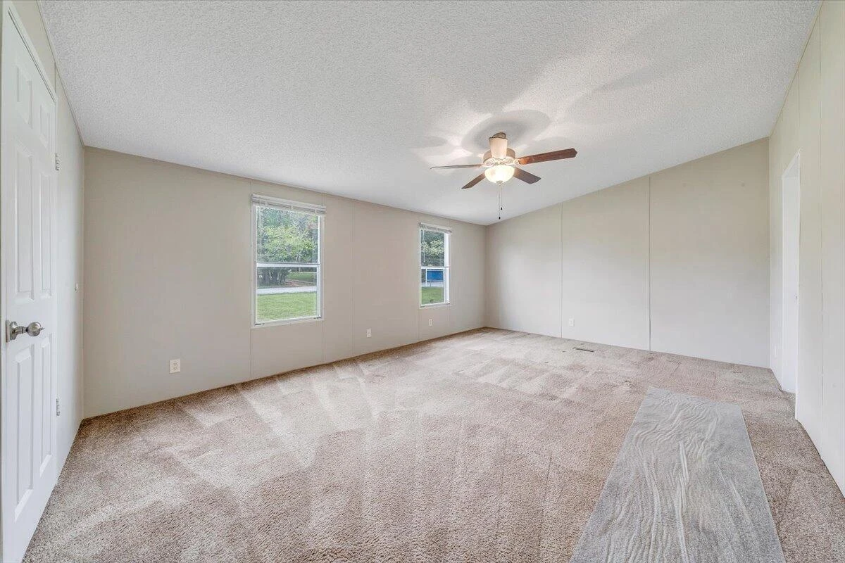 247 High Point RD - Photo 20