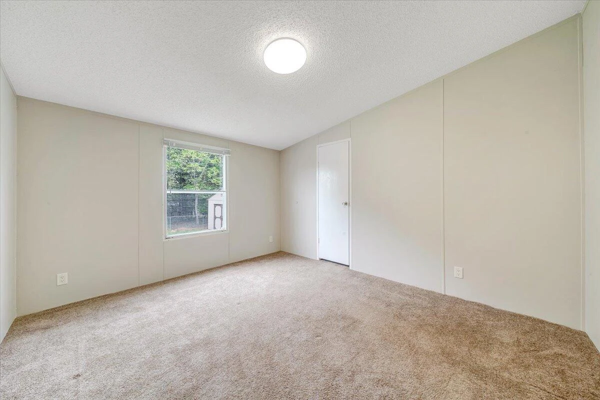 247 High Point RD - Photo 29