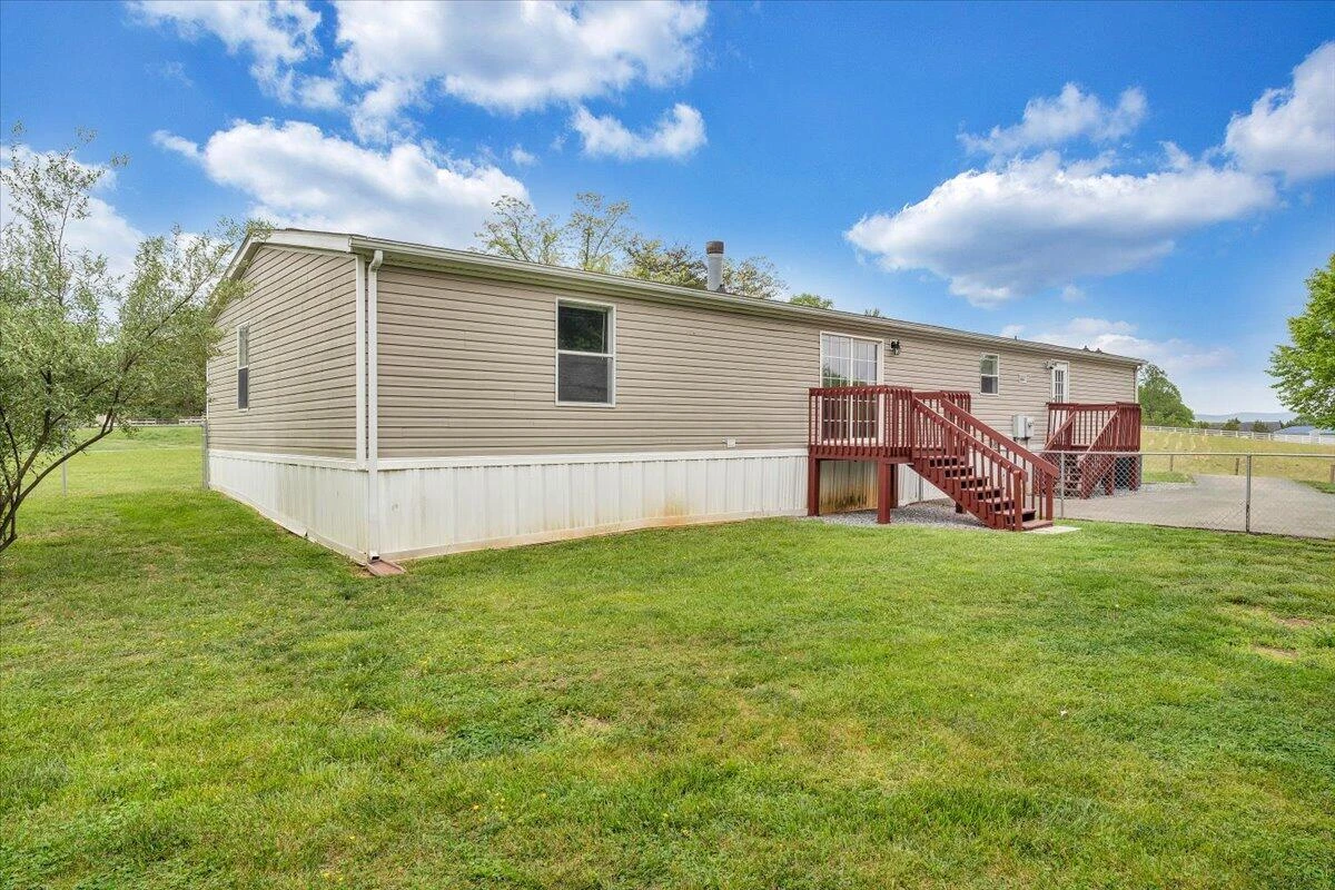 247 High Point RD - Photo 34