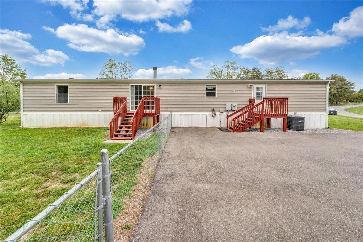 247 High Point RD - Photo 36