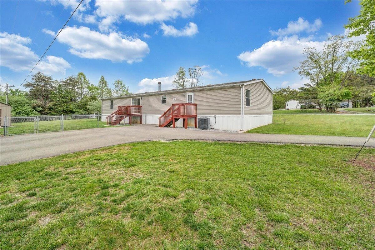 247 High Point RD - Photo 39