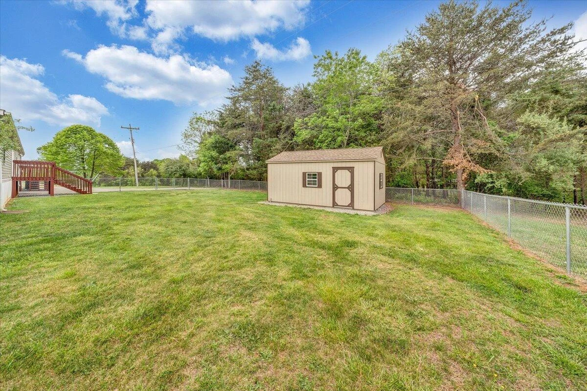 247 High Point RD - Photo 40