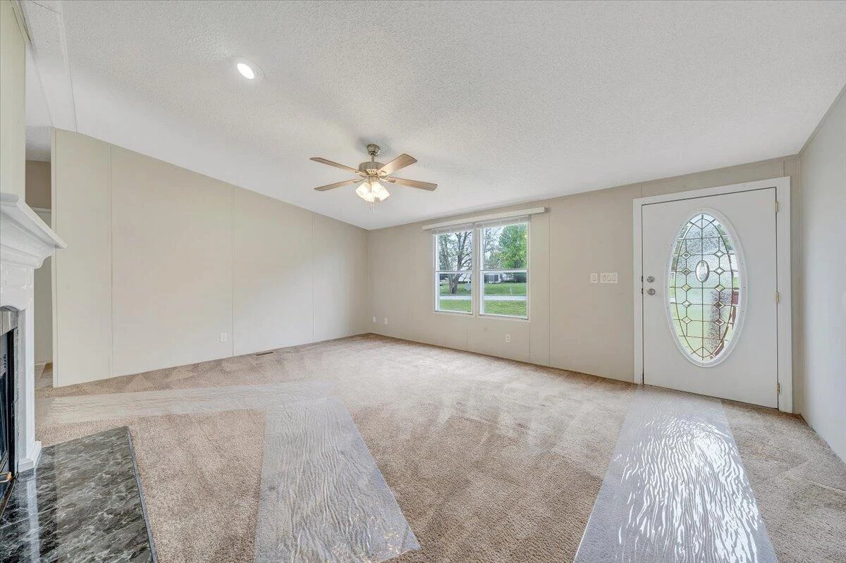 247 High Point RD - Photo 5