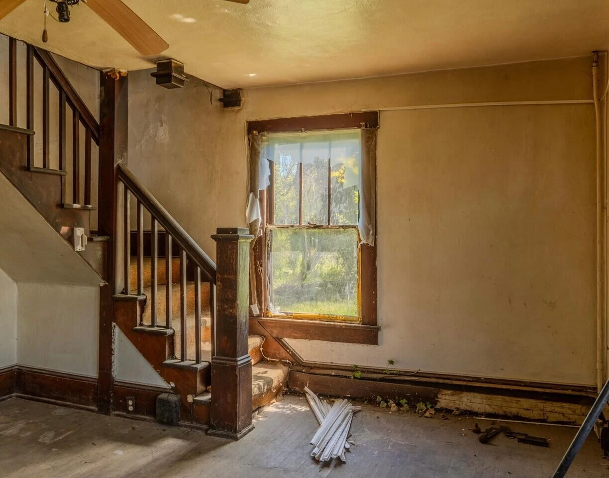 216 Chapman ST - Photo 3