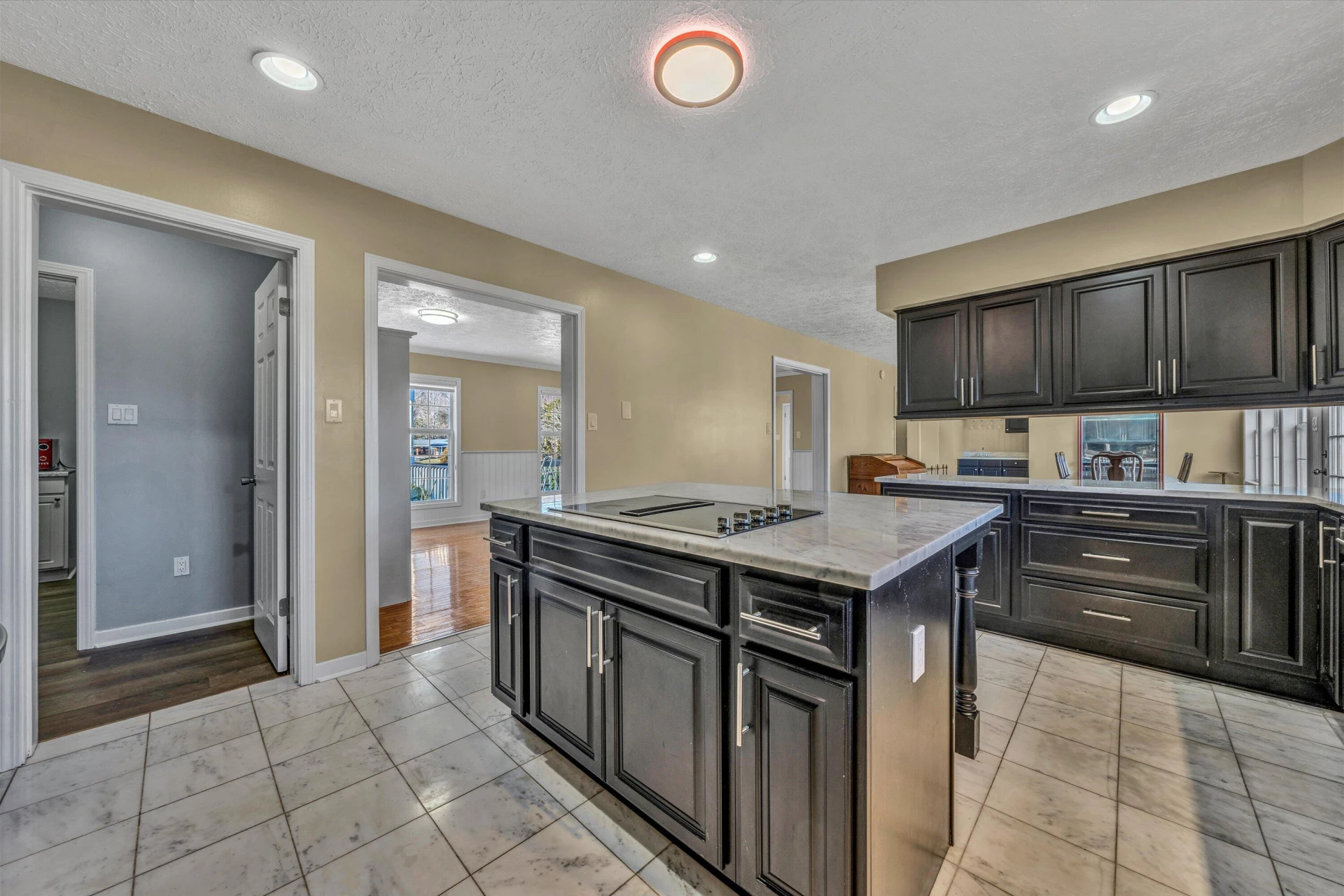 35 Middle Ridge DR - Photo 11