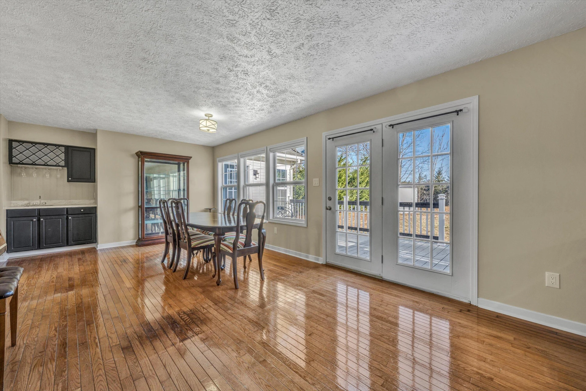 35 Middle Ridge DR - Photo 14