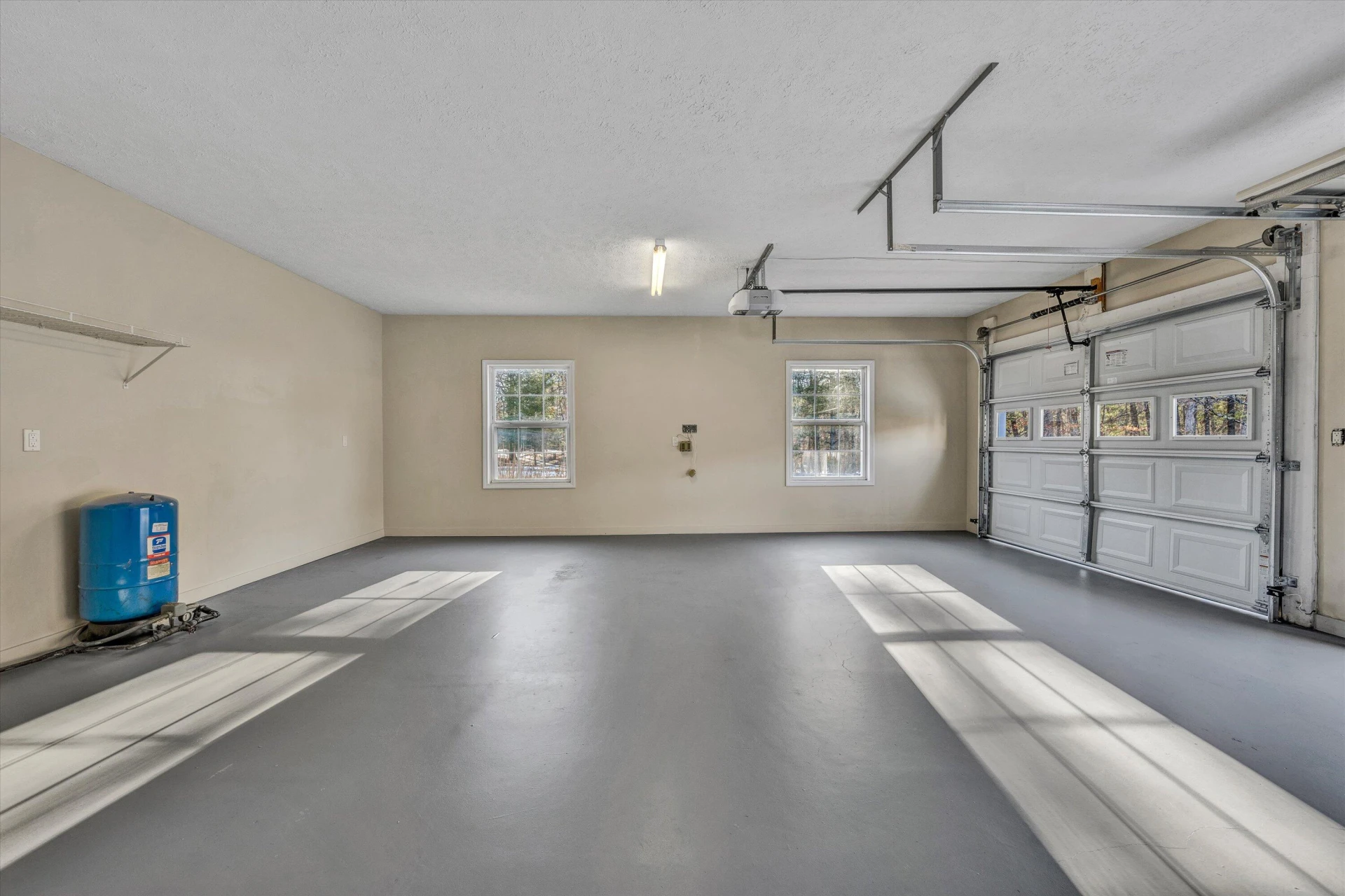 35 Middle Ridge DR - Photo 19