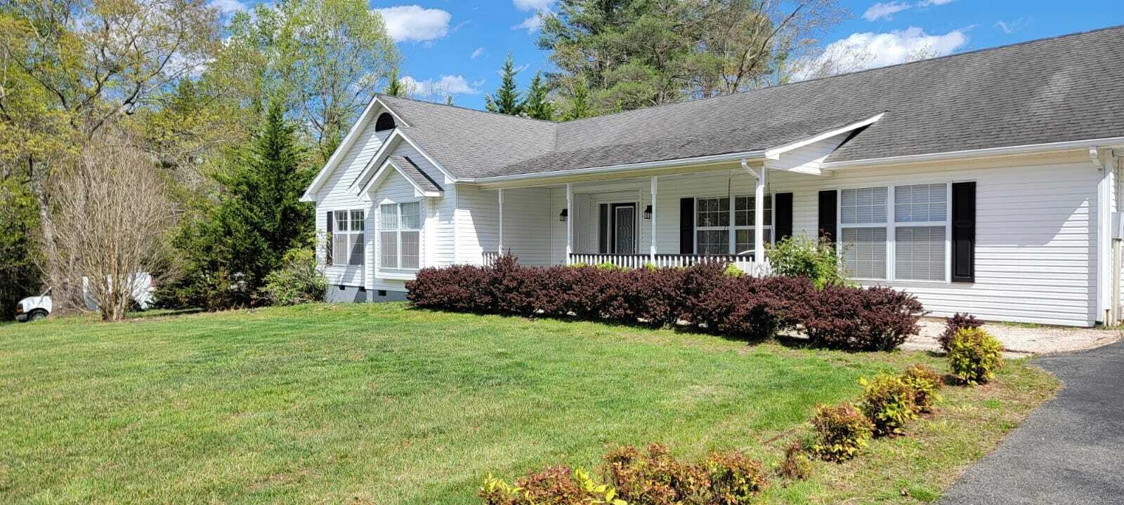 35 Middle Ridge DR - Photo 2