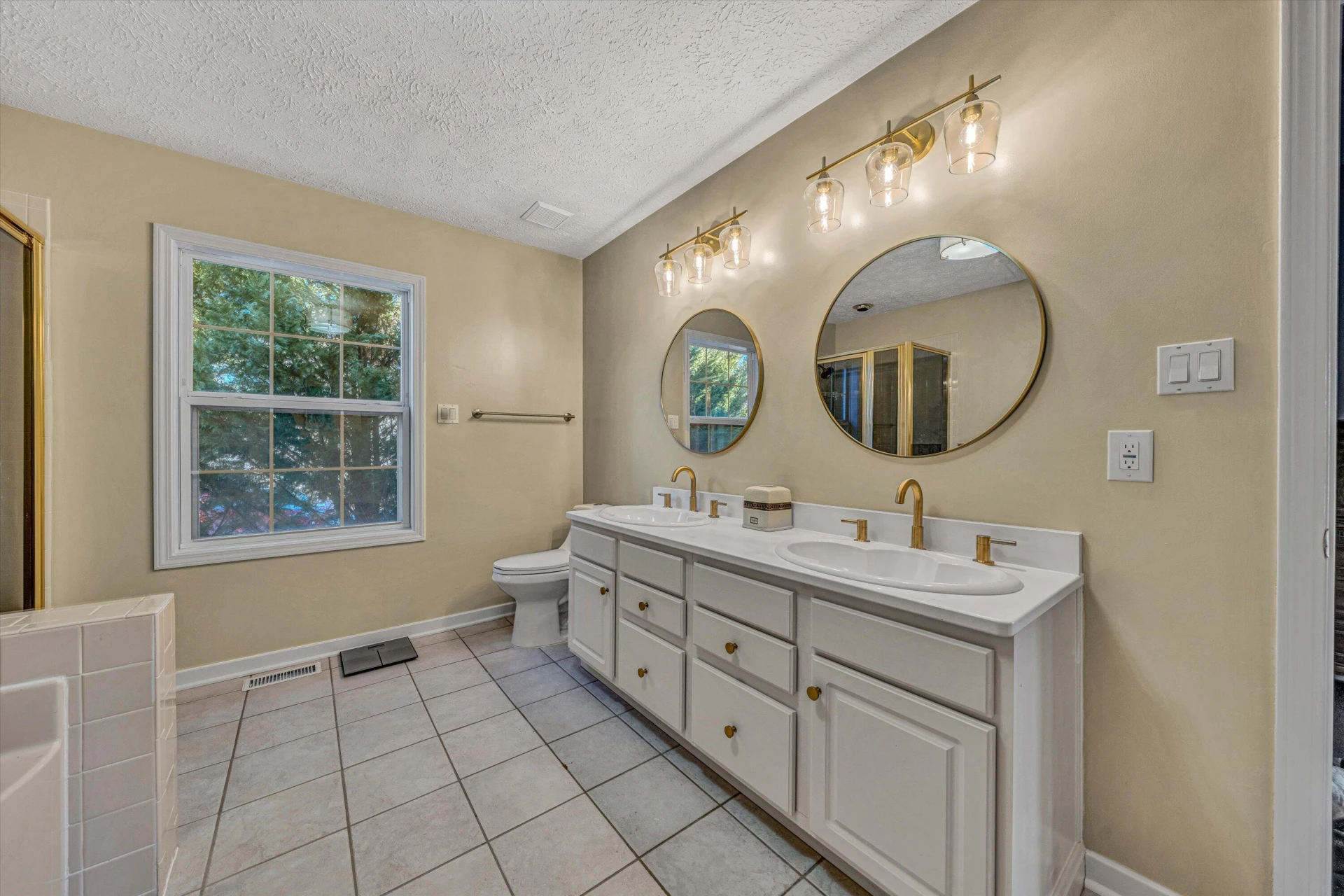 35 Middle Ridge DR - Photo 24