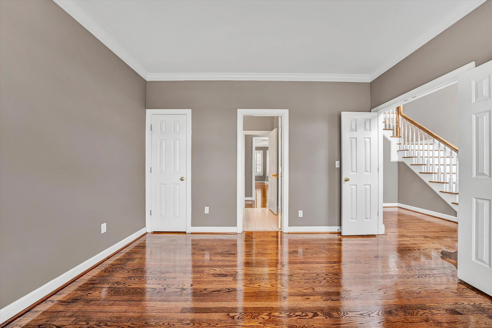 5832 Salisbury DR - Photo 13